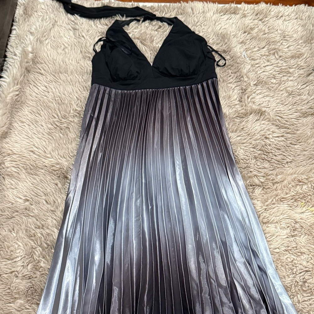 Betsy & Adam Black and Silver halter Dress - Picture 4 of 5
